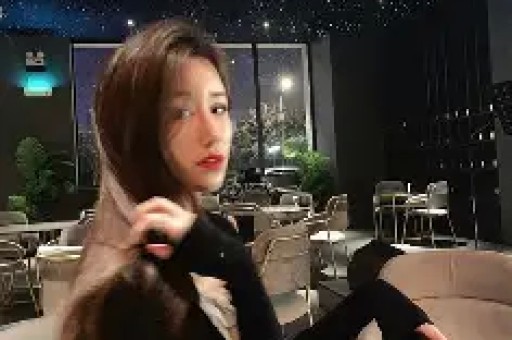 劈腿老男人只是冰山一角！黄一鸣闺蜜爆料她吸D贩D骗王思聪